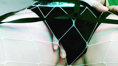 Redhead ពន្យល់ពីរបៀប jerk off her dick and show off her pussy - Dirty Words